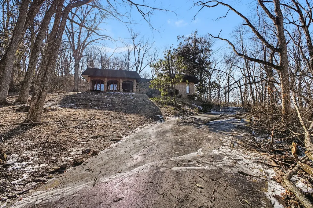 611 Hillwood Boulevard Nashville TN 37205