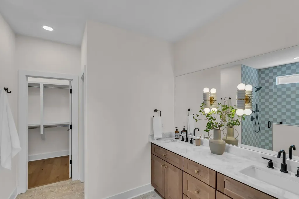 827B Delmas Avenue Nashville TN 37216