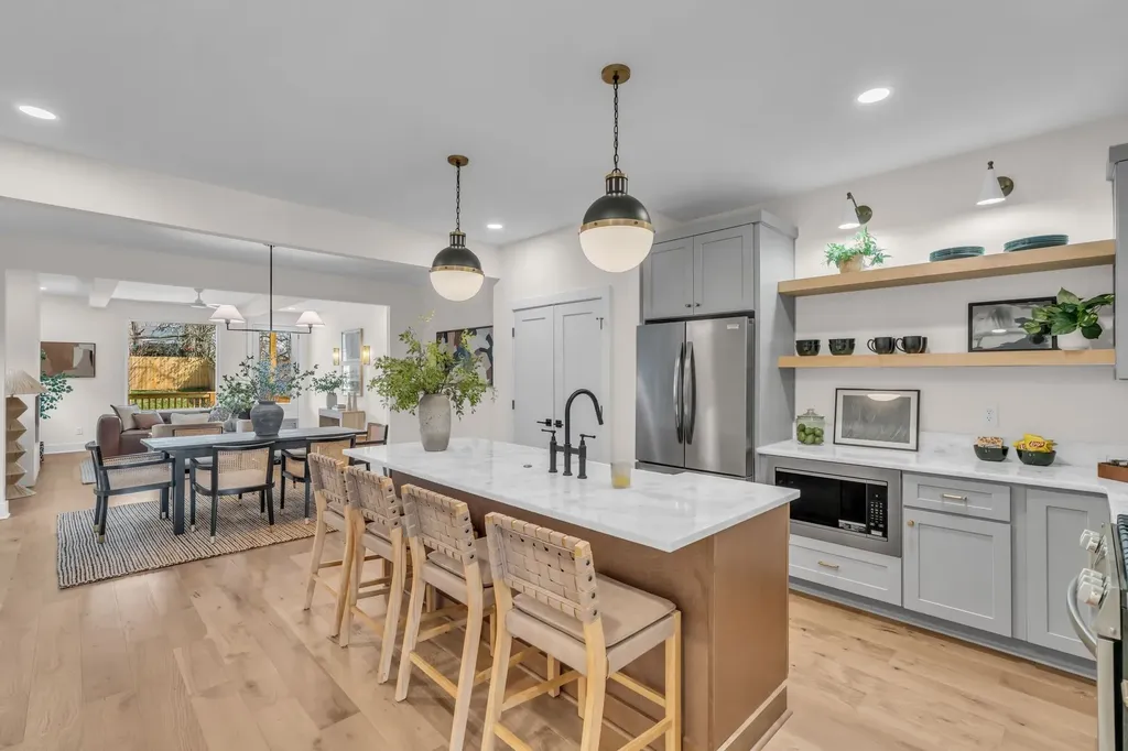 827B Delmas Avenue Nashville TN 37216