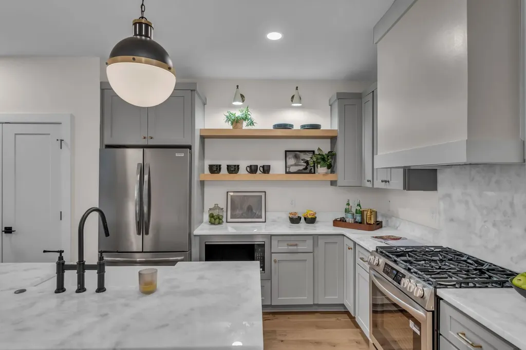 827B Delmas Avenue Nashville TN 37216