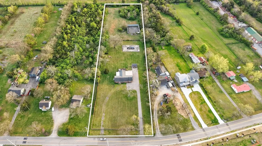 501 Green Lane Whites Creek TN 37189