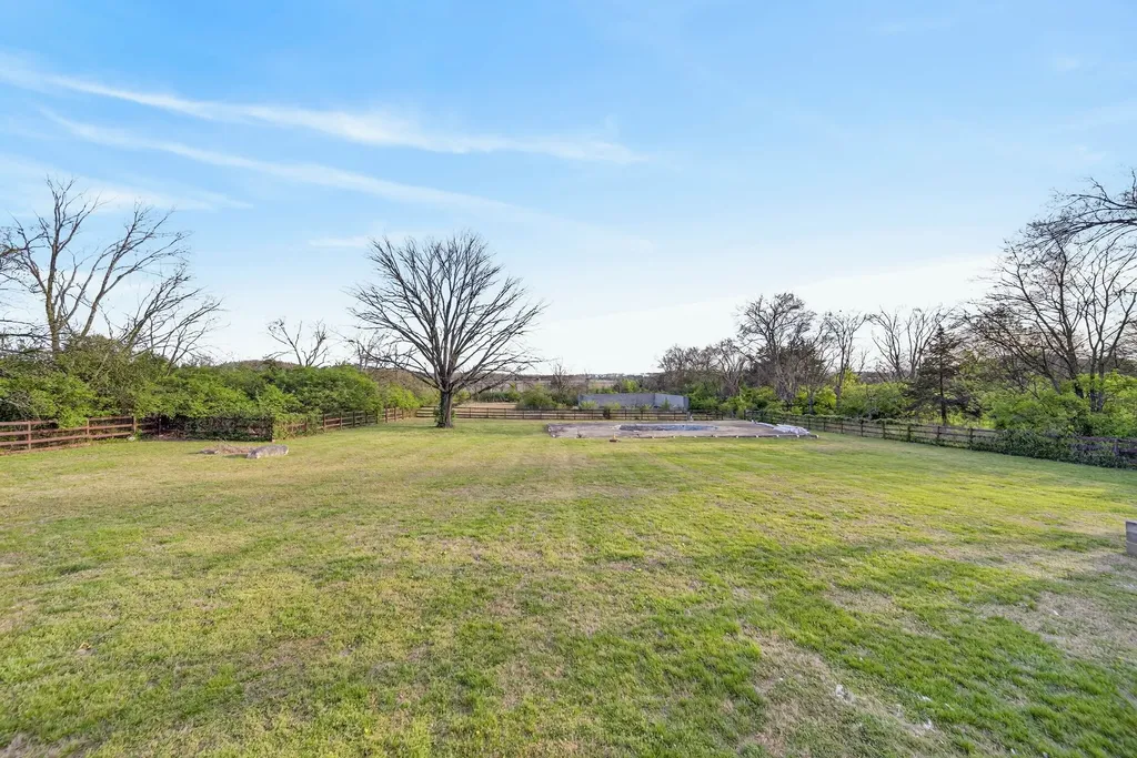 501 Green Lane Whites Creek TN 37189