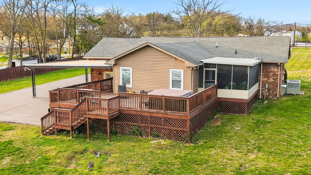 501 Green Lane Whites Creek TN 37189