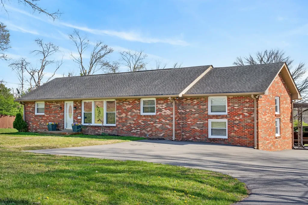 501 Green Lane Whites Creek TN 37189
