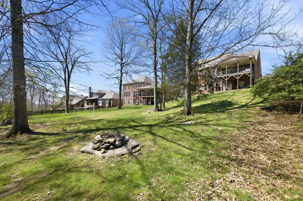 6764 Falls Ridge Lane College Grove TN 37046