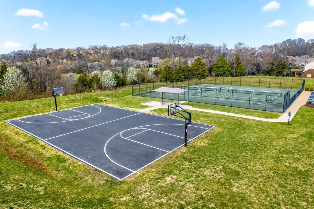 6764 Falls Ridge Lane College Grove TN 37046