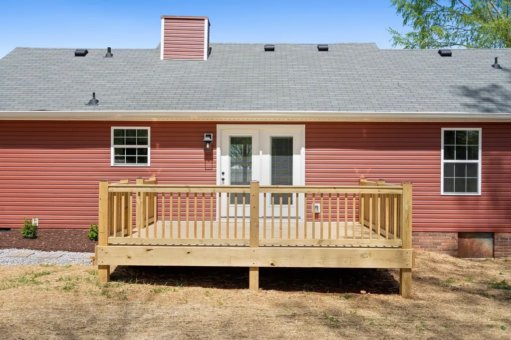 143 Kimberly Street Portland TN 37148