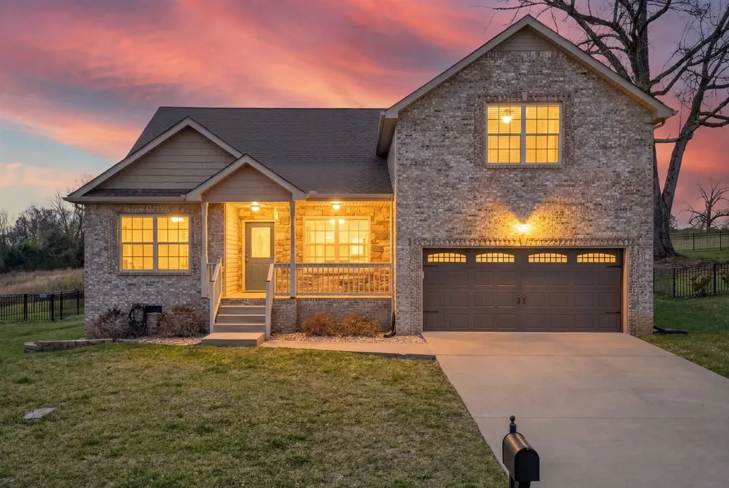 301 Ivy Bend Circle Clarksville TN 37043