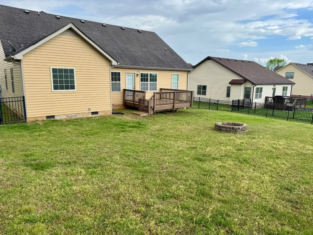 301 Ivy Bend Circle Clarksville TN 37043