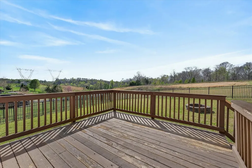 301 Ivy Bend Circle Clarksville TN 37043