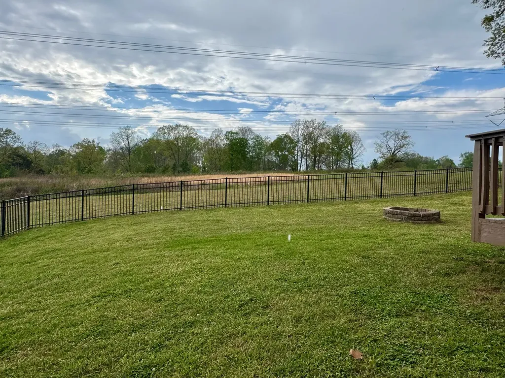 301 Ivy Bend Circle Clarksville TN 37043
