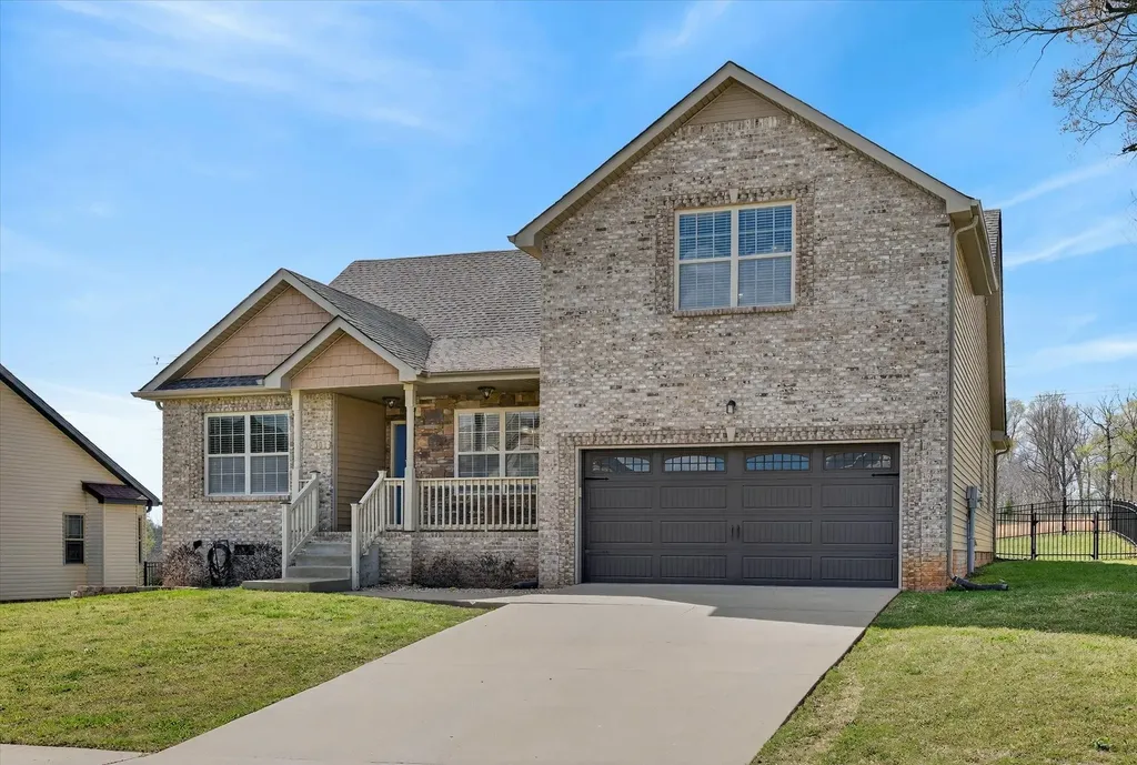 301 Ivy Bend Circle Clarksville TN 37043
