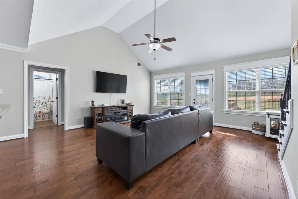 301 Ivy Bend Circle Clarksville TN 37043