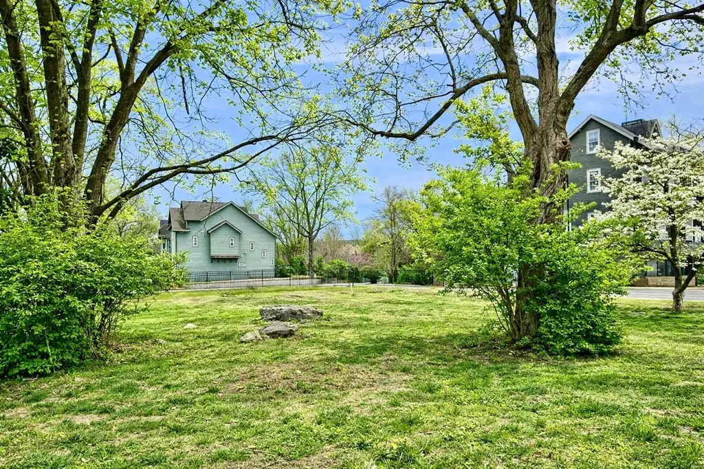 2822 Eastland Avenue Nashville TN 37206