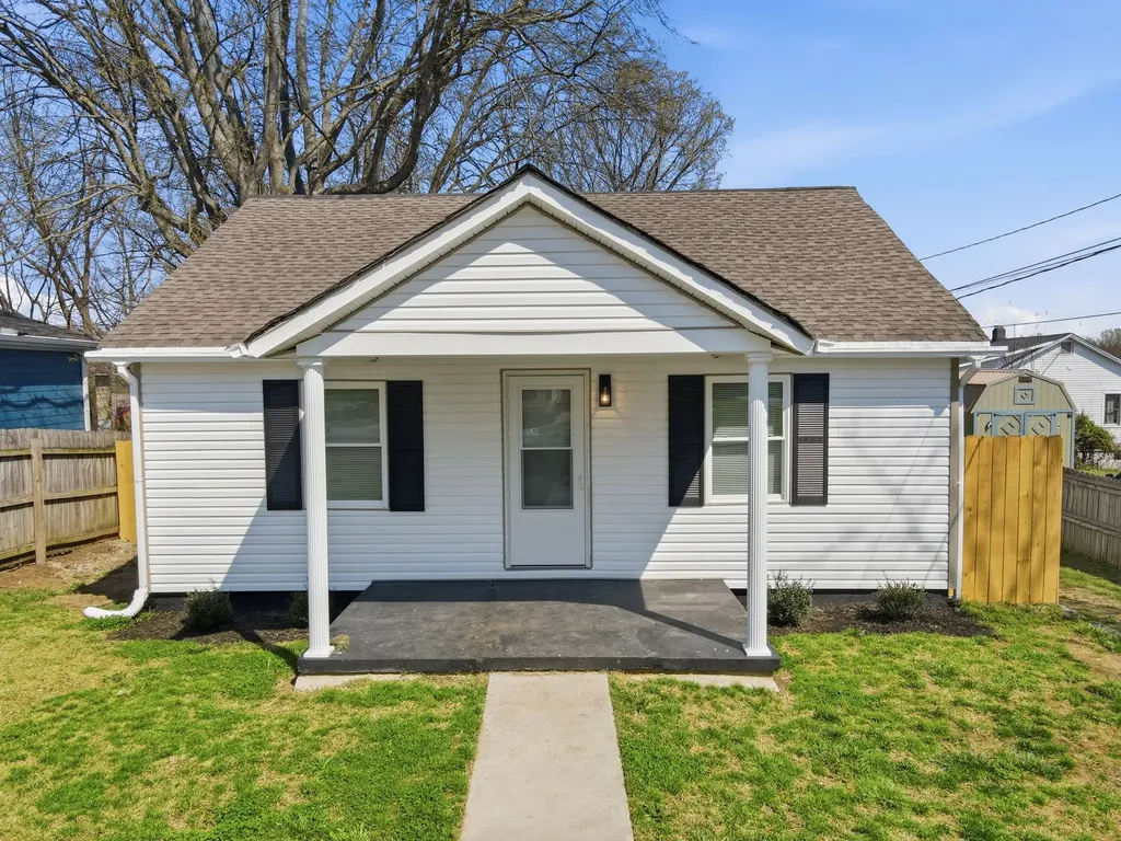 319 E 17th Street Columbia TN 38401