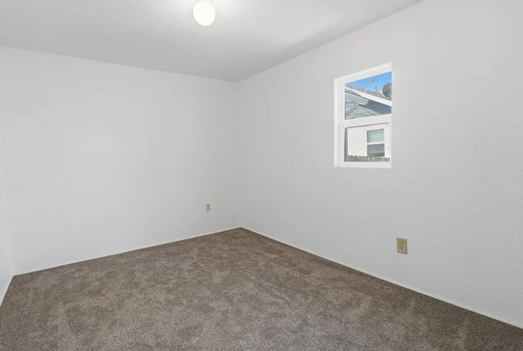 319 E 17th Street Columbia TN 38401