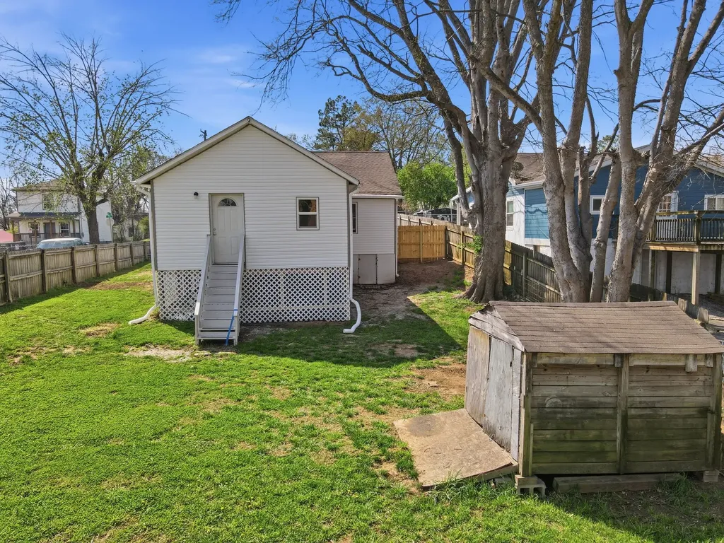 319 E 17th Street Columbia TN 38401