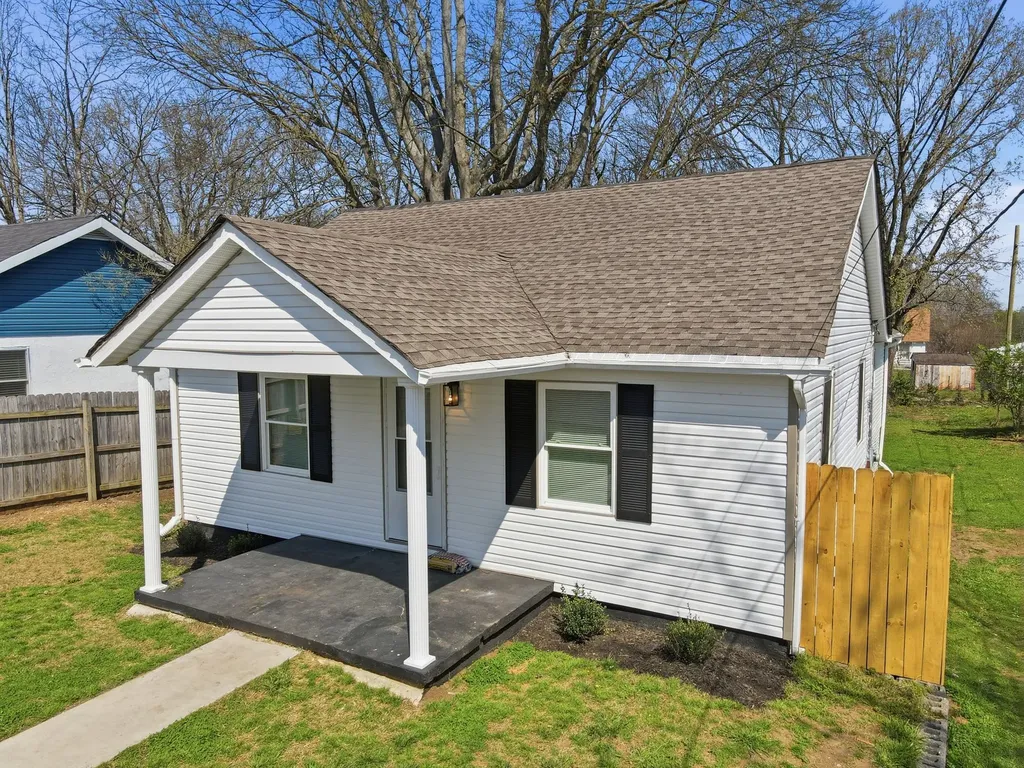 319 E 17th Street Columbia TN 38401