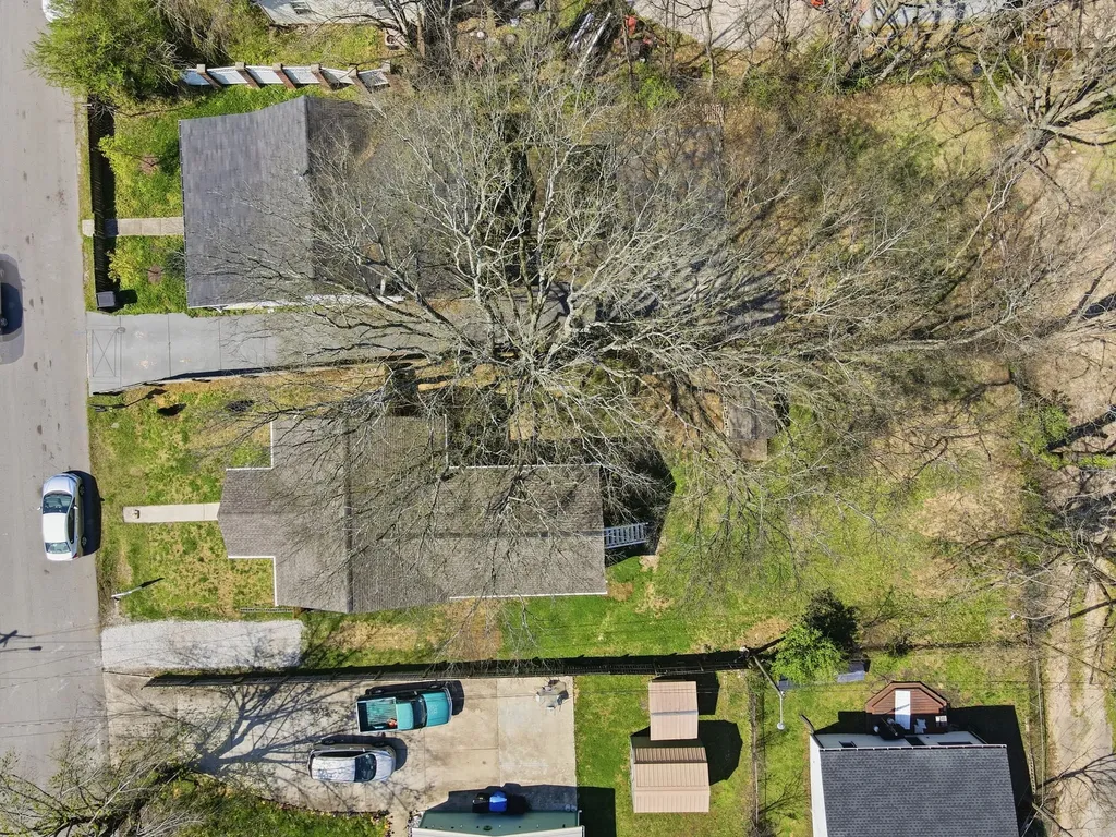 319 E 17th Street Columbia TN 38401