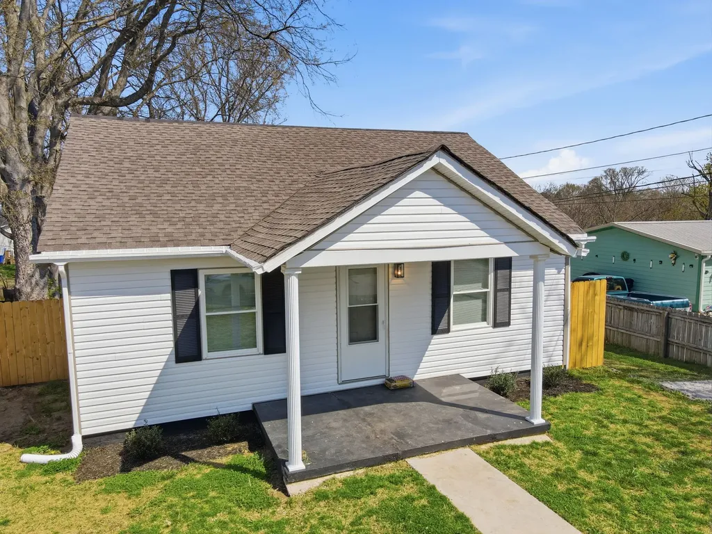 319 E 17th Street Columbia TN 38401
