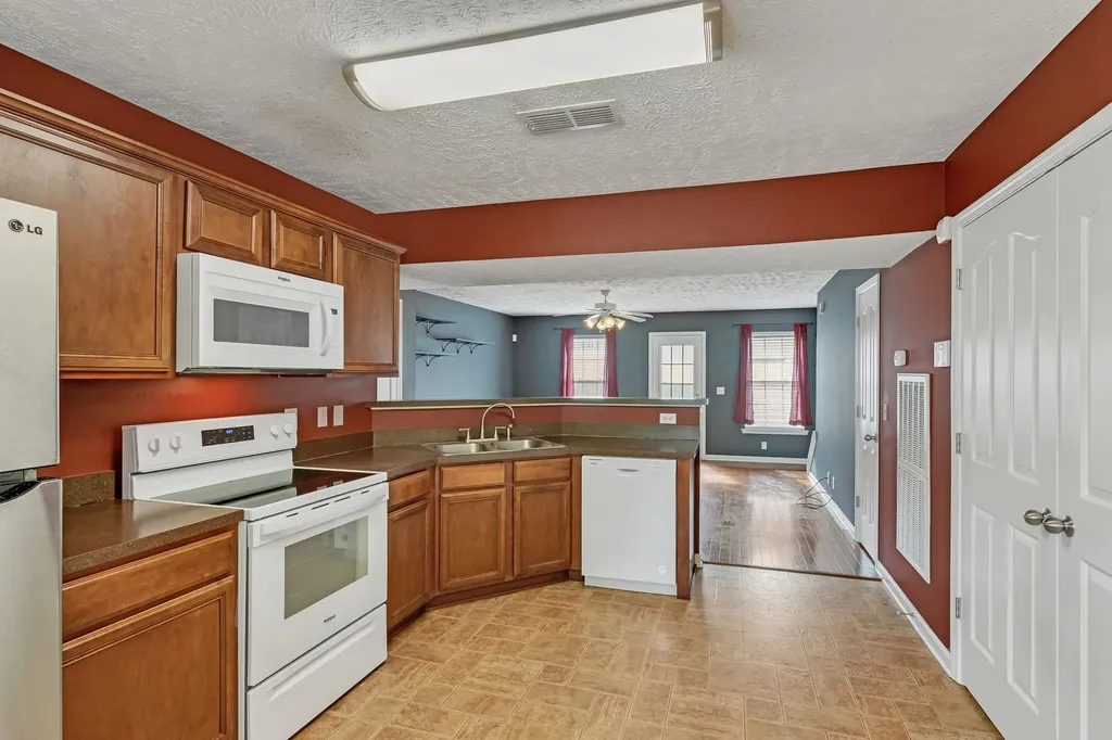 2039 Victory Gallop Lane Murfreesboro TN 37128