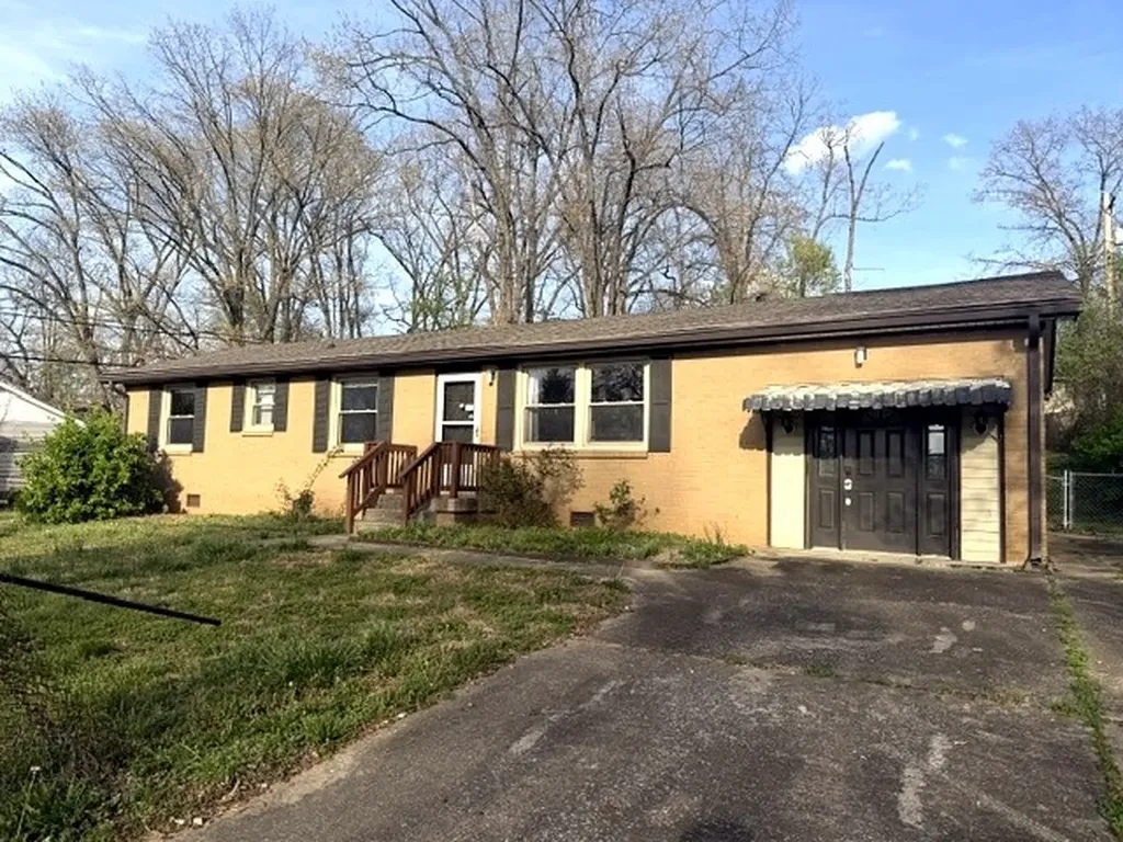 204 Yorktown Road Clarksville TN 37042