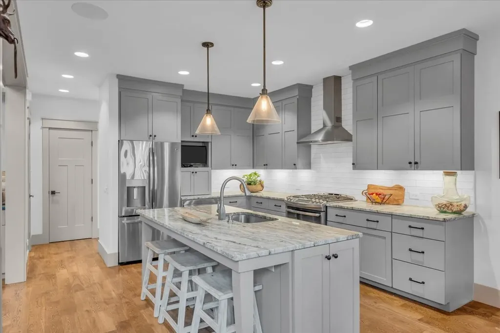 8581 Silver View Lane Silver Point TN 38582