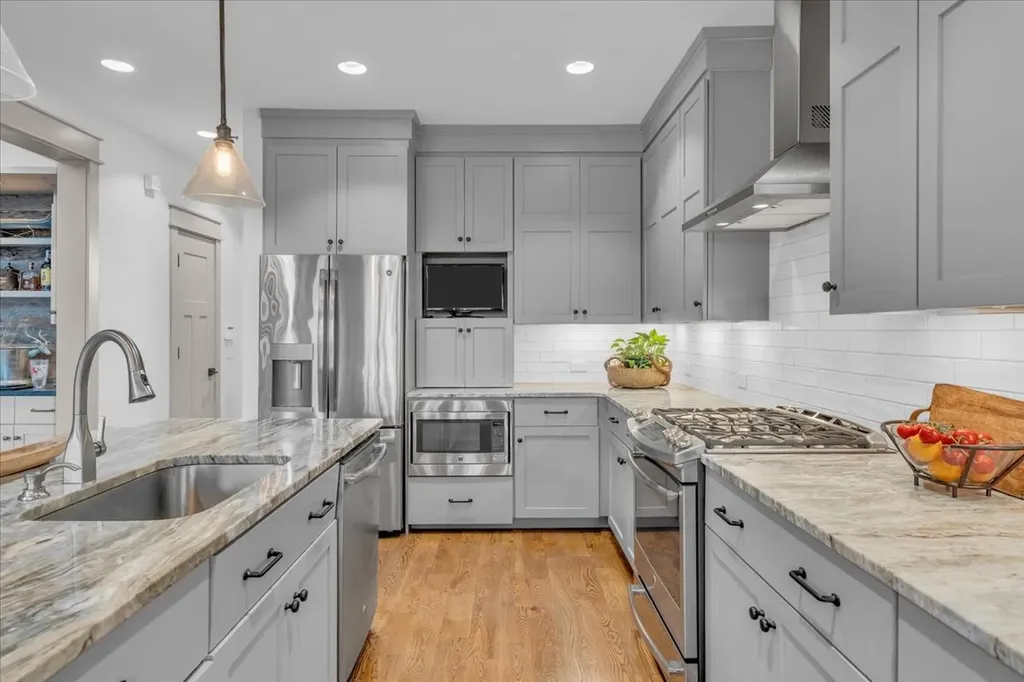 8581 Silver View Lane Silver Point TN 38582