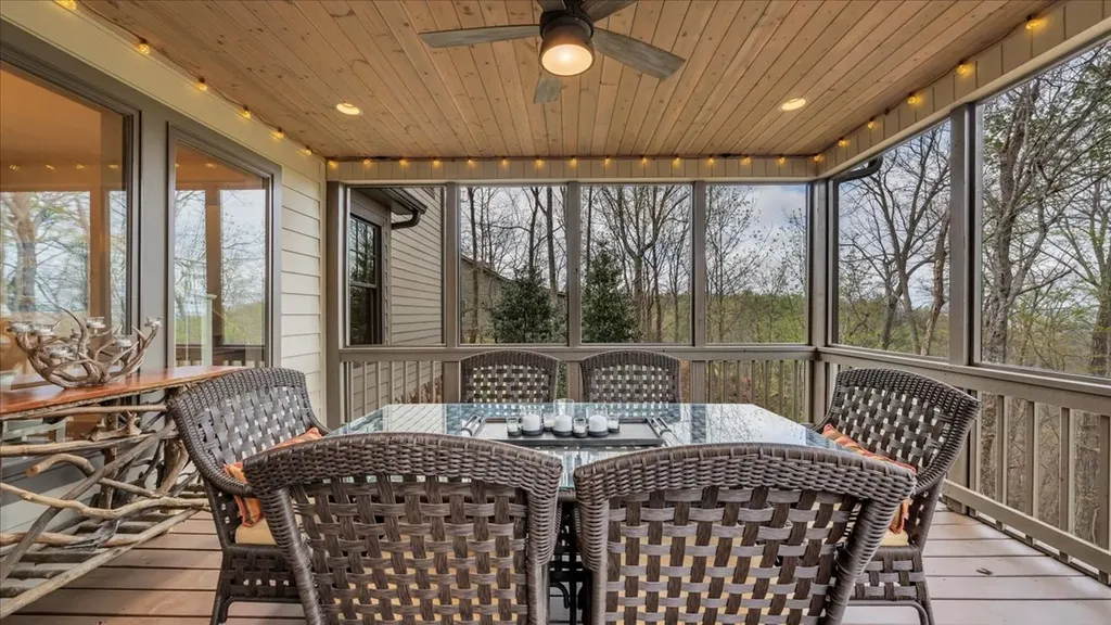 8581 Silver View Lane Silver Point TN 38582