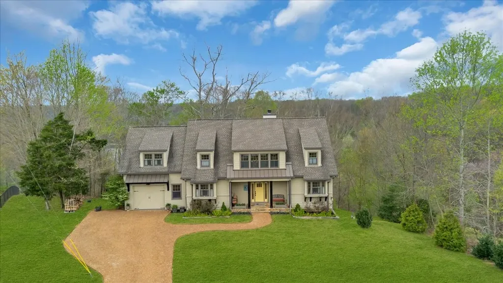 8581 Silver View Lane Silver Point TN 38582