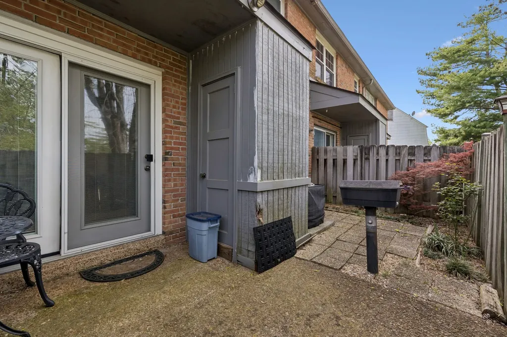 5510 Country Drive Nashville TN 37211