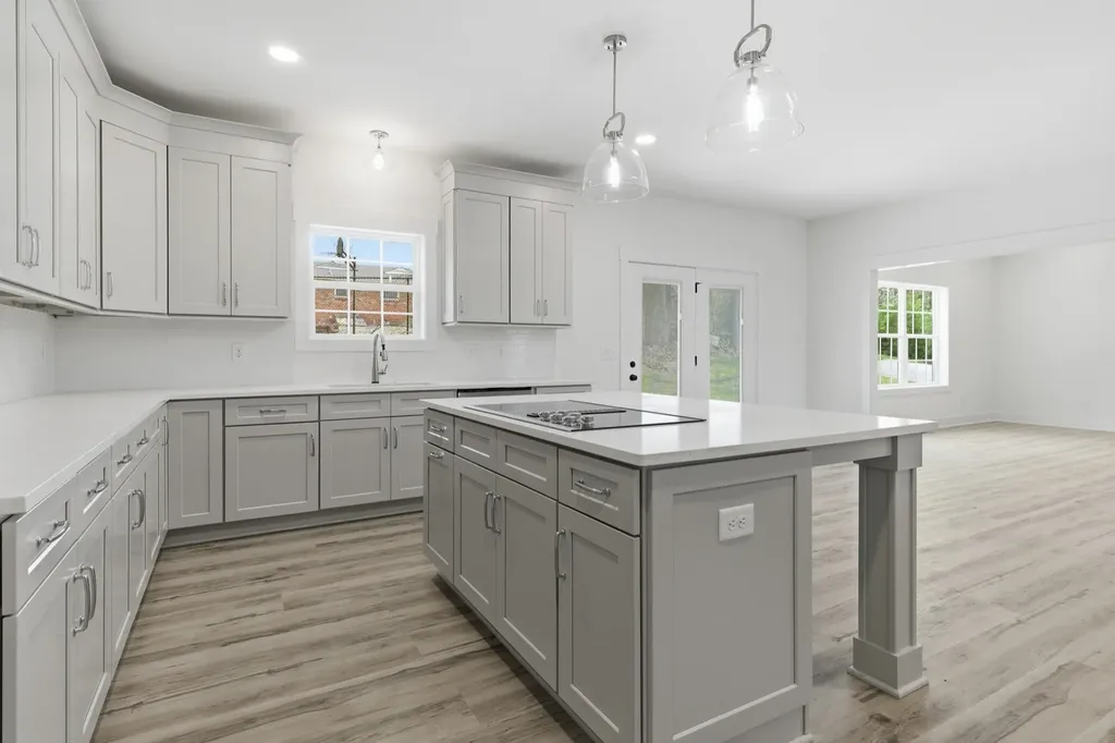 2401 Grover Street Nashville TN 37207
