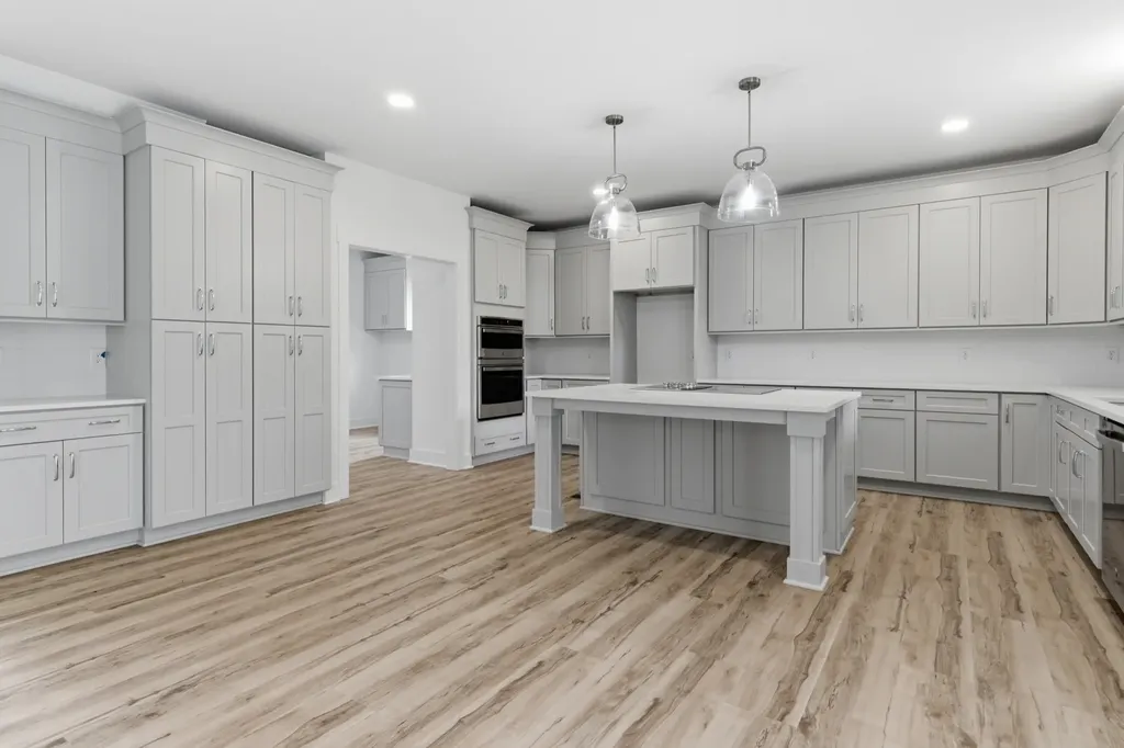 2401 Grover Street Nashville TN 37207