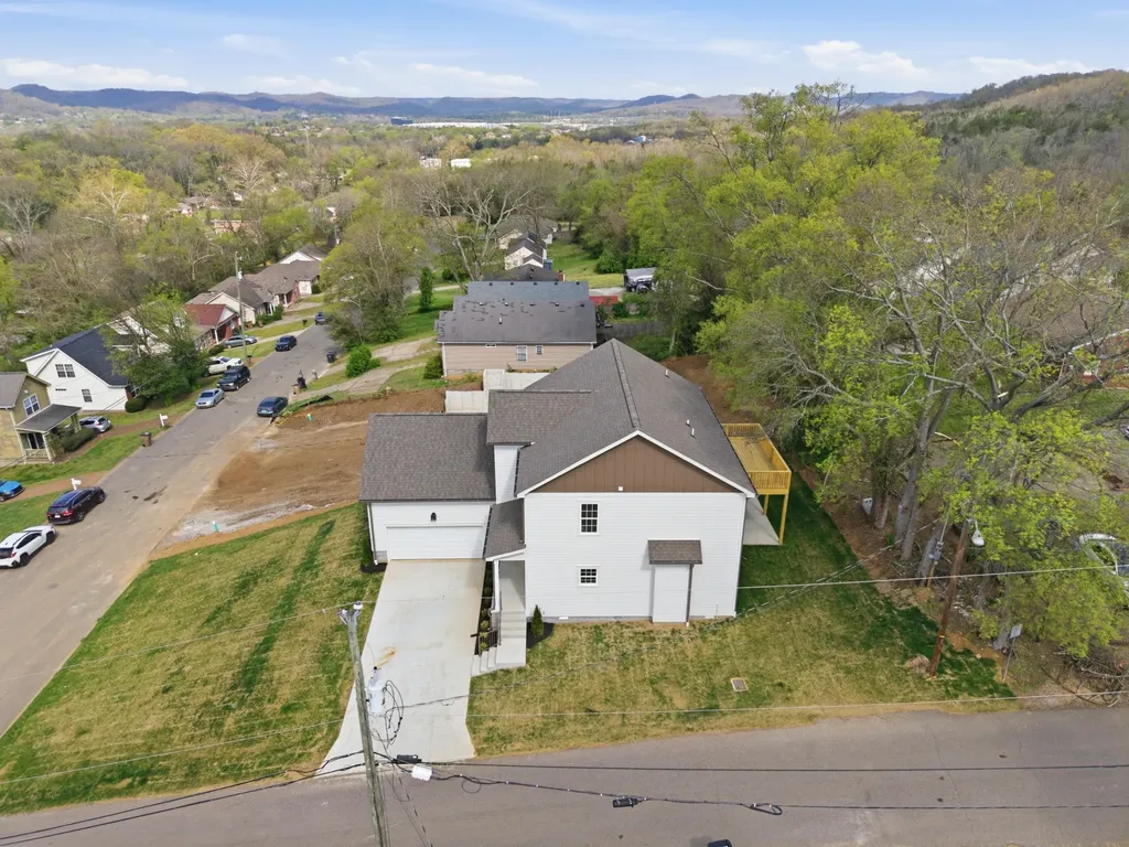 2401 Grover Street Nashville TN 37207