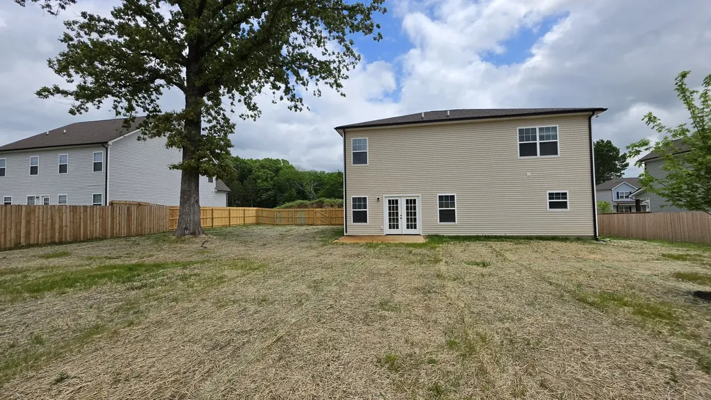 205 Hannah Lee Hill Road La Vergne TN 37086