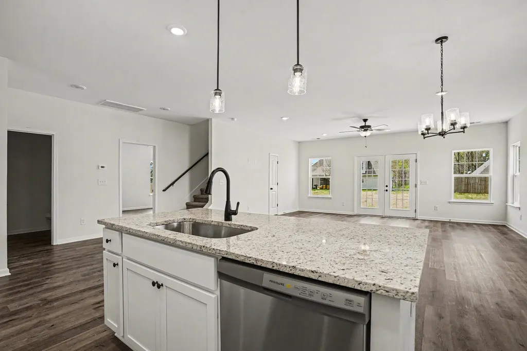 205 Hannah Lee Hill Road La Vergne TN 37086