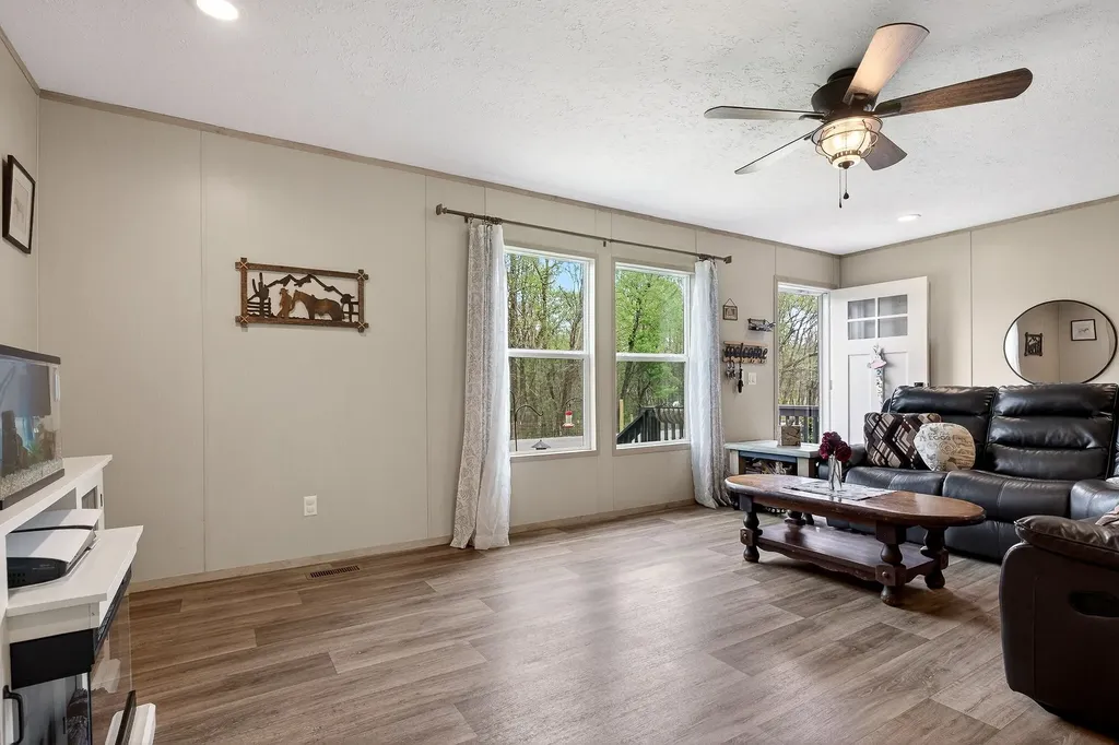1399 Adamson Branch Road Liberty TN 37095