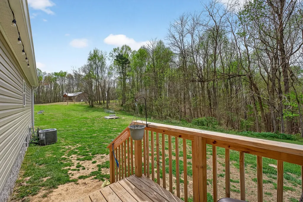 1399 Adamson Branch Road Liberty TN 37095