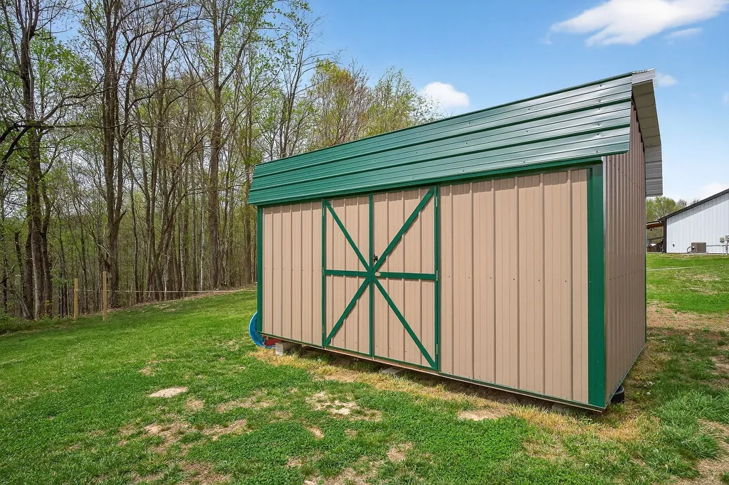 1399 Adamson Branch Road Liberty TN 37095