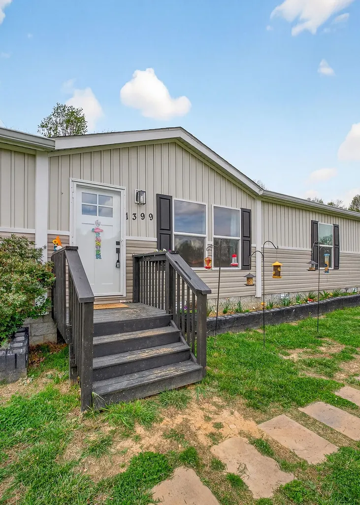 1399 Adamson Branch Road Liberty TN 37095