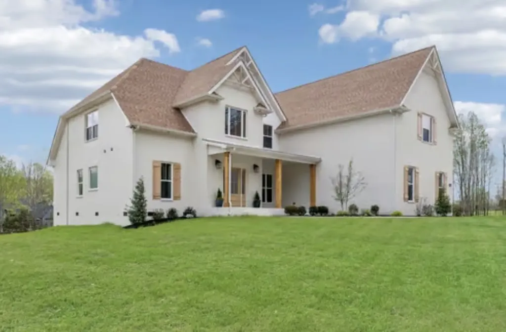 1065 Gholson Road Clarksville TN 37043