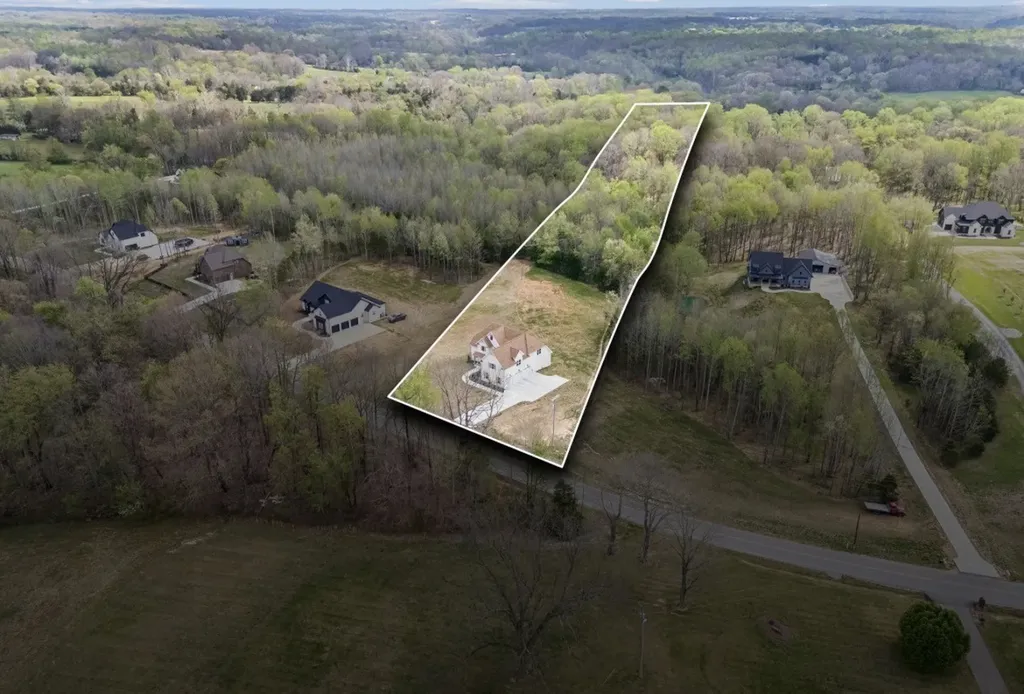 1065 Gholson Road Clarksville TN 37043