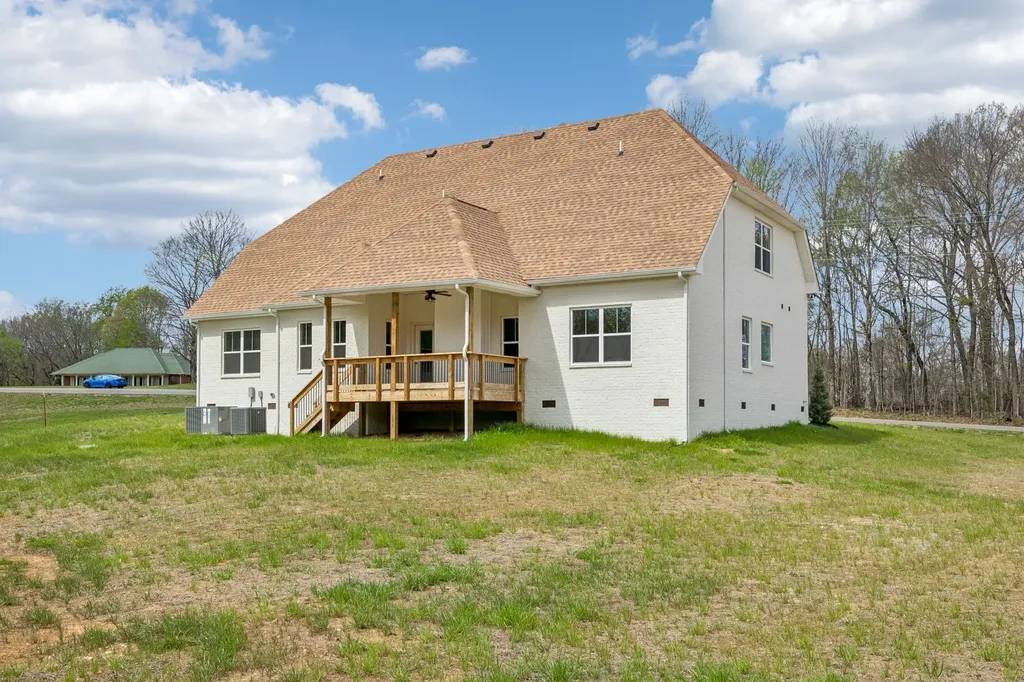 1065 Gholson Road Clarksville TN 37043