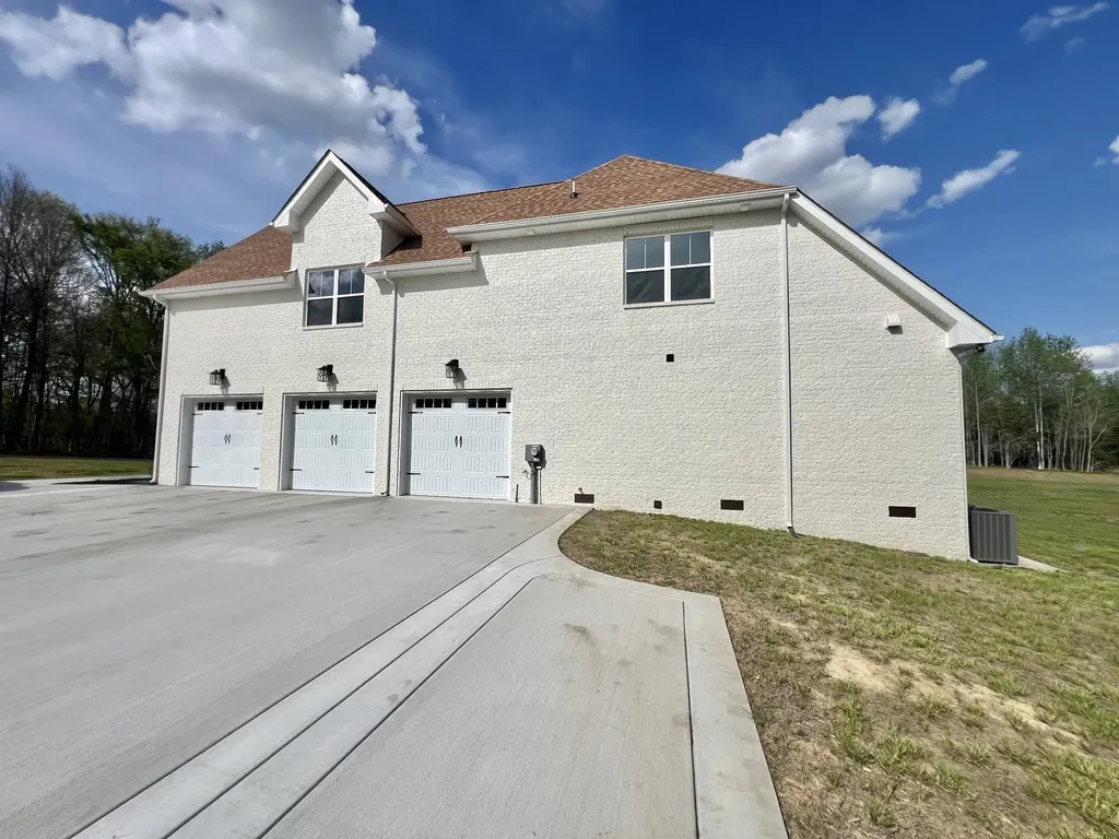 1065 Gholson Road Clarksville TN 37043