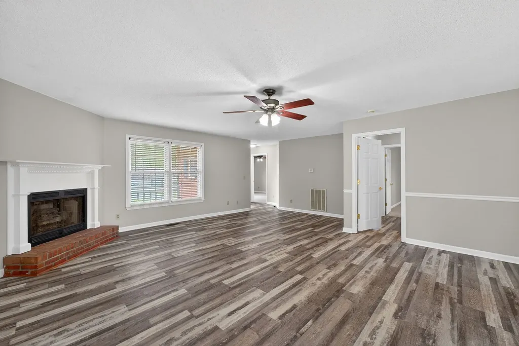 107 Kimberly Drive Columbia TN 38401