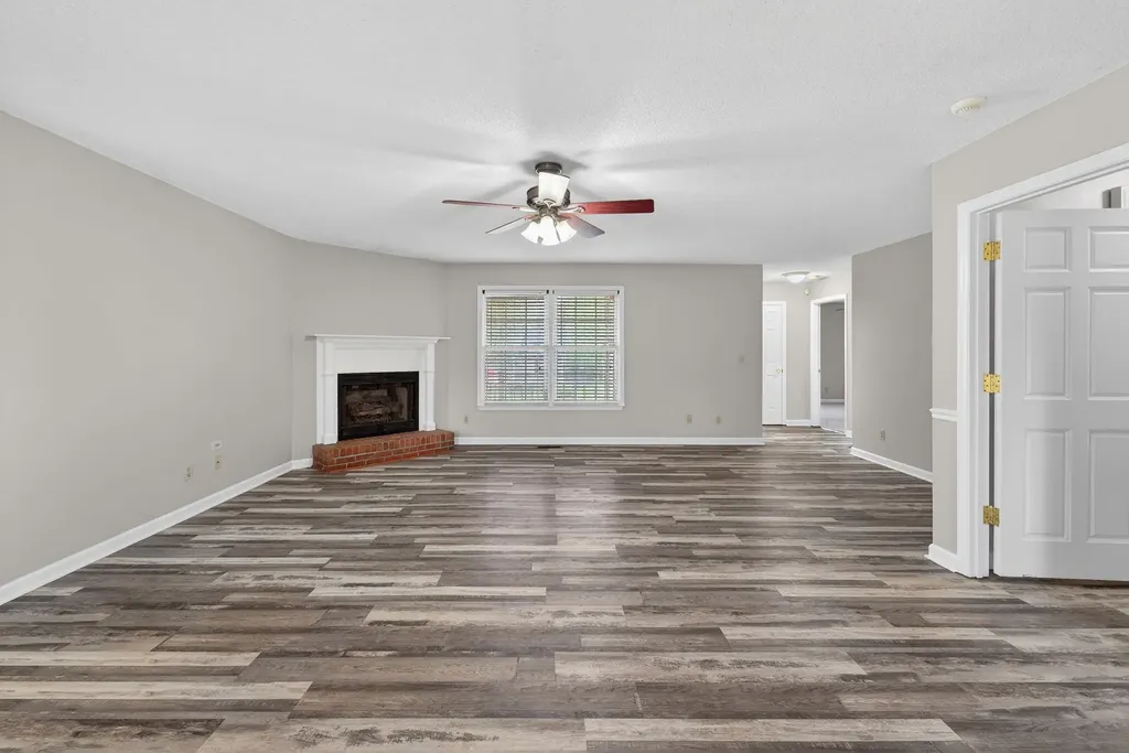 107 Kimberly Drive Columbia TN 38401