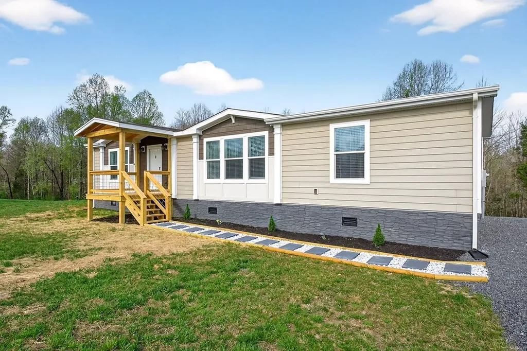 297 Martin Ridge Lane Gainesboro TN 38562
