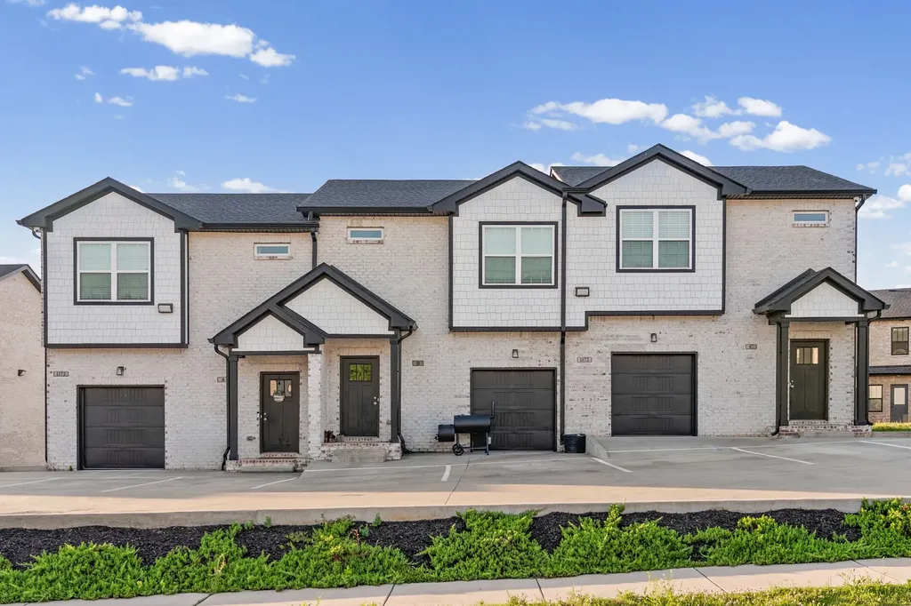1170 Meadowhill Lane Clarksville TN 37043