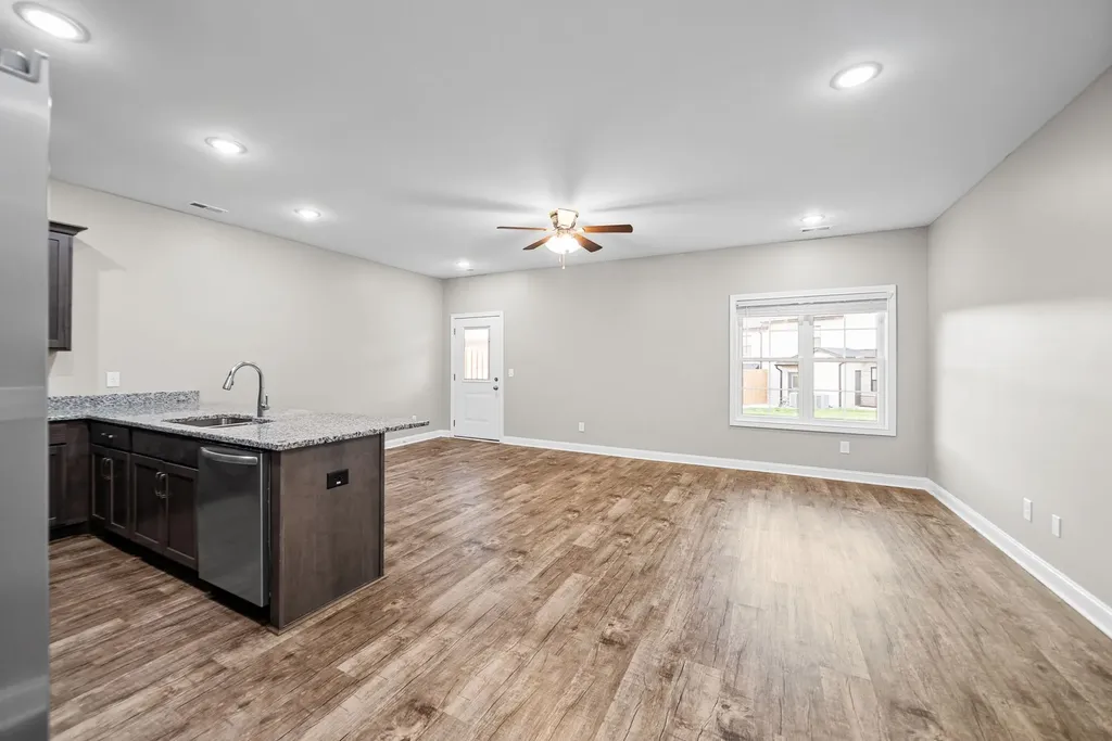 1170 Meadowhill Lane Clarksville TN 37043