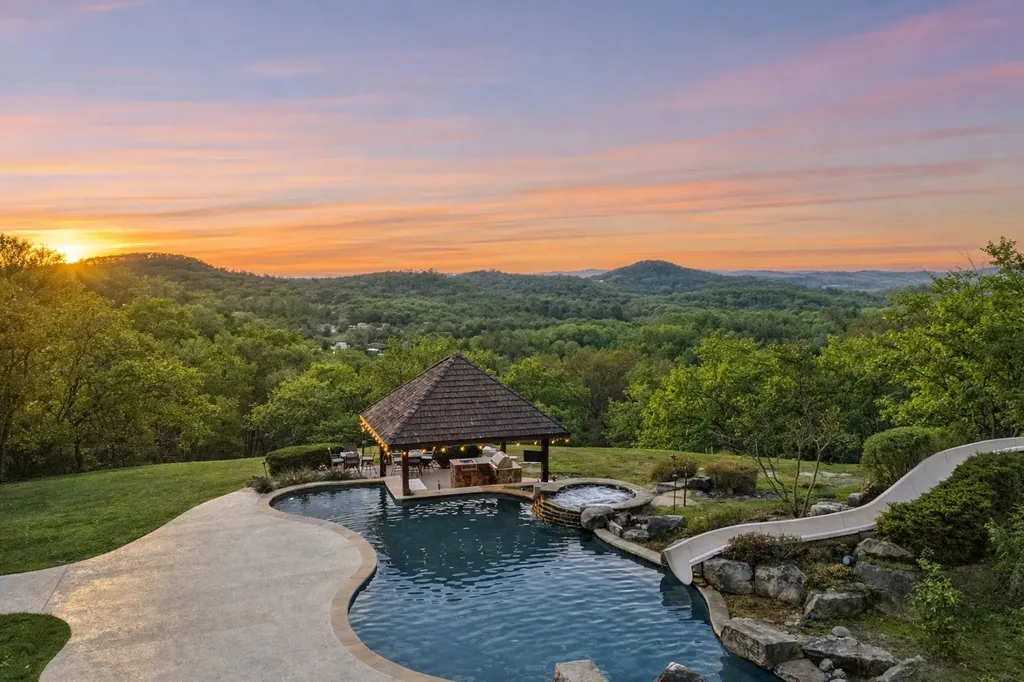 334 Lionheart Court Franklin TN 37067